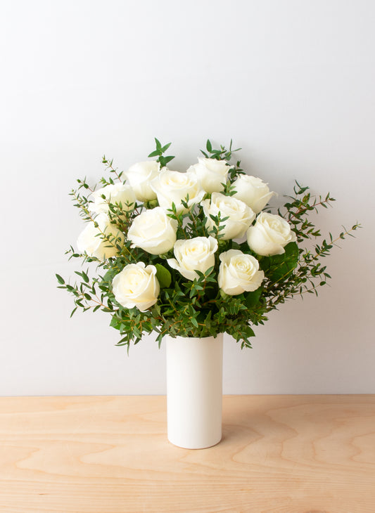 Chic Roses - White