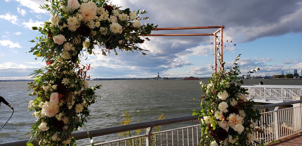NYC Wedding Bouquets and Arrangements for the Big Day