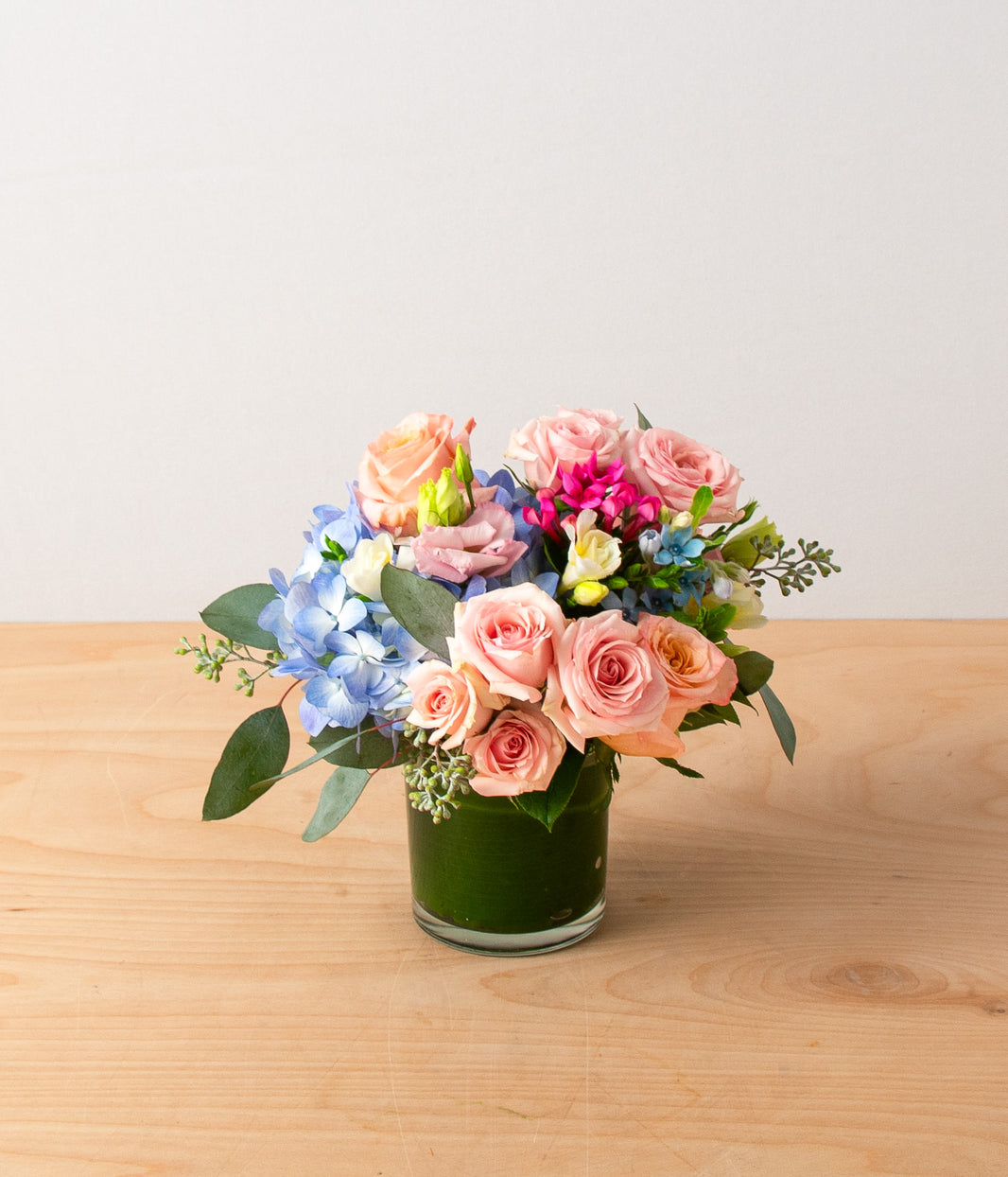 Elegant Sympathy Flowers in Manhattan SameDay Delivery Scotts