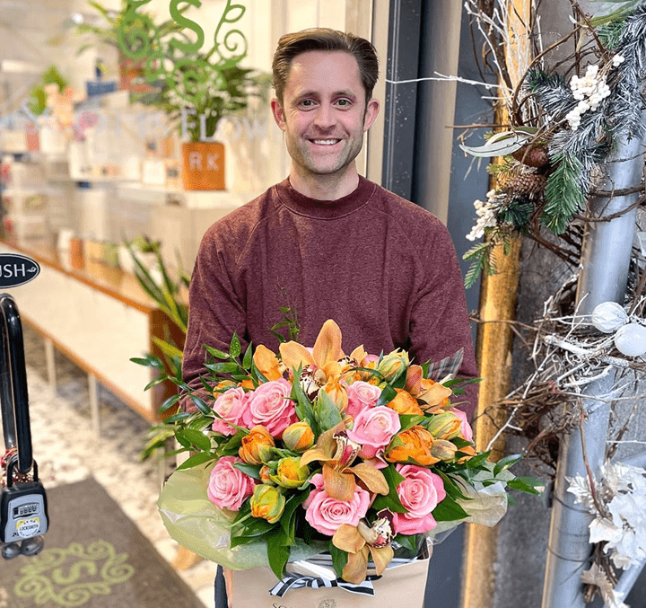 Fidi Flowers by Scotts Flowers NYC