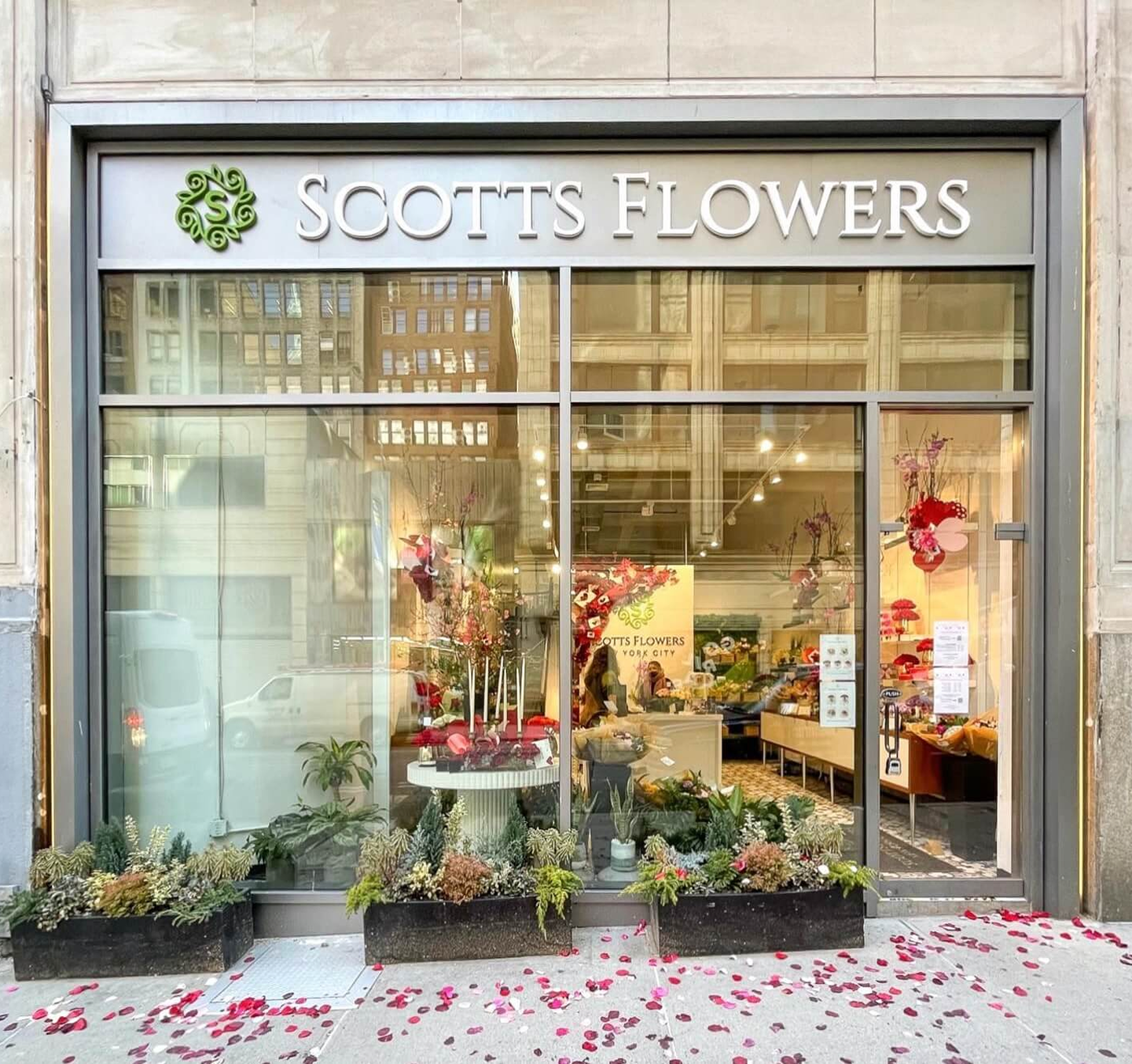 Scotts flowers Storefront in Midtown Manhattan
