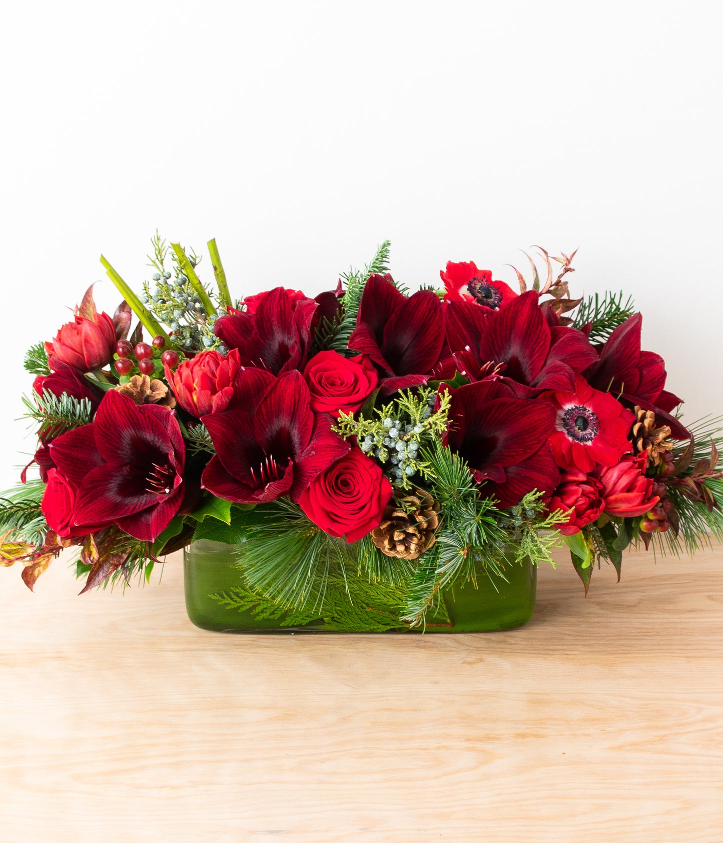 Rouge Holiday Centerpiece